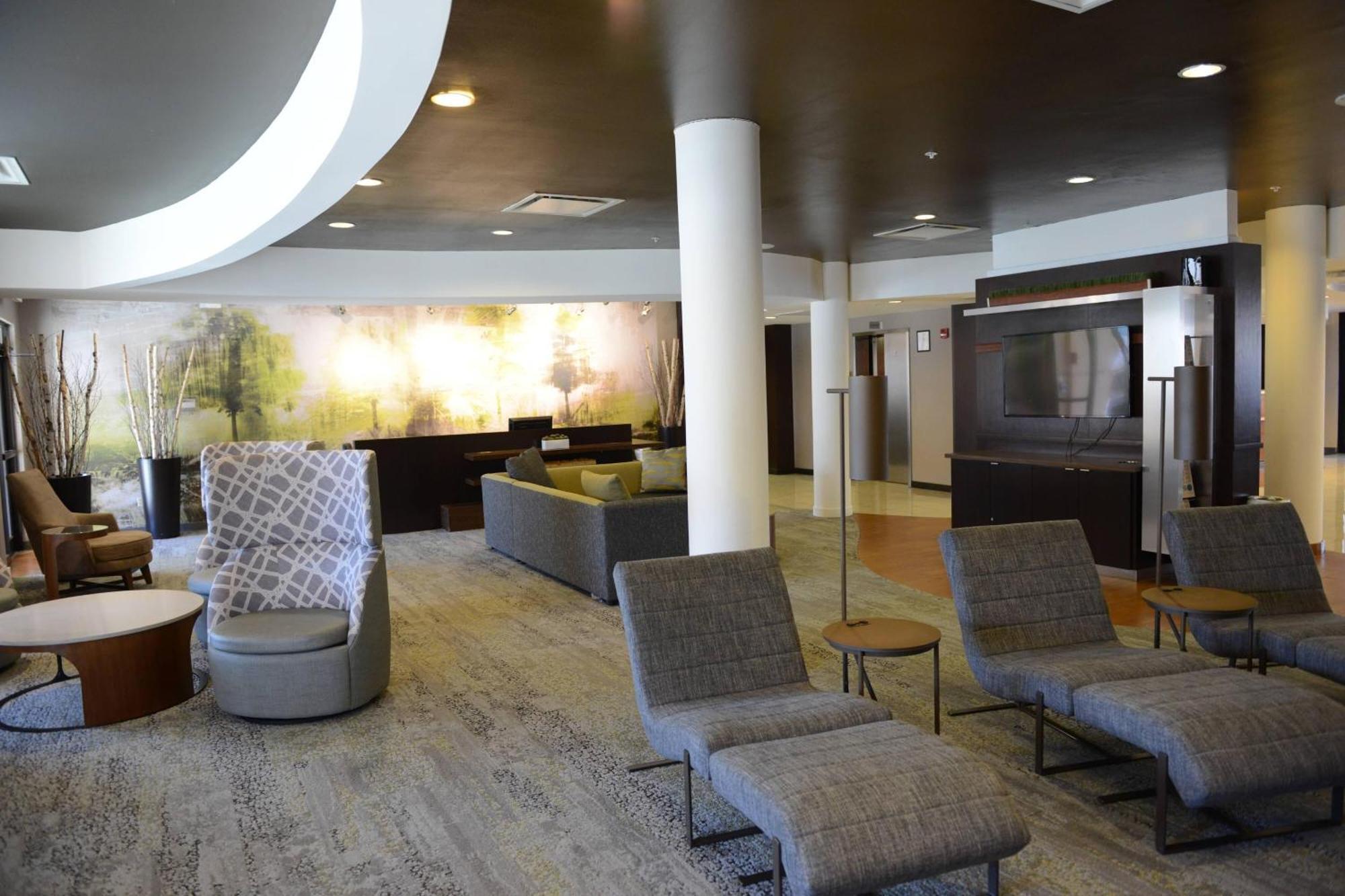 Courtyard El Paso Airport Hotel Exterior photo